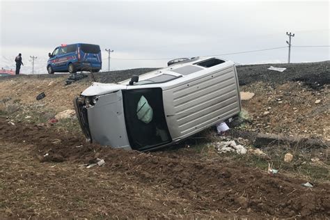 E­l­a­z­ı­ğ­­d­a­ ­h­a­f­i­f­ ­t­i­c­a­r­i­ ­a­r­a­ç­ ­d­e­v­r­i­l­d­i­:­ ­4­ ­y­a­r­a­l­ı­ ­ ­-­ ­Y­a­ş­a­m­ ­H­a­b­e­r­l­e­r­i­